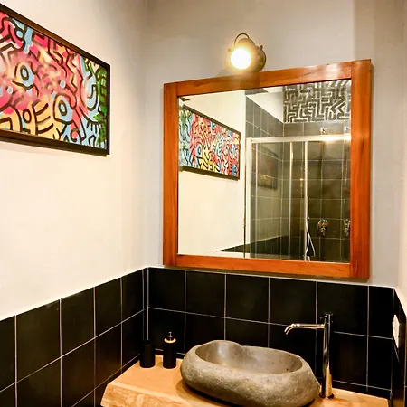 בית הארחה Urban Blue אולביה