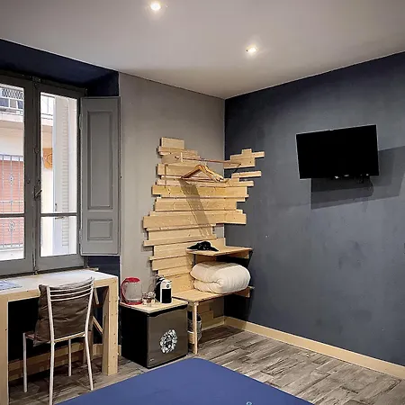 בית הארחה Urban Blue