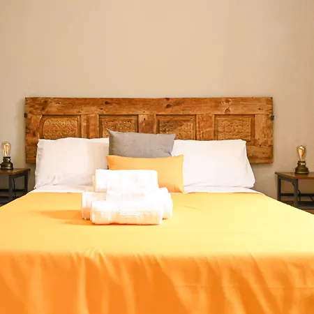 Urban Blue אולביה